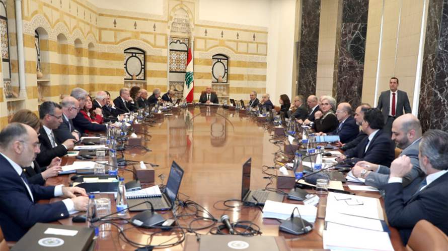 الآفاق مسدودة والحكومة تترنح بين حدّي الانفراج أو الانفجار (الجمهورية)