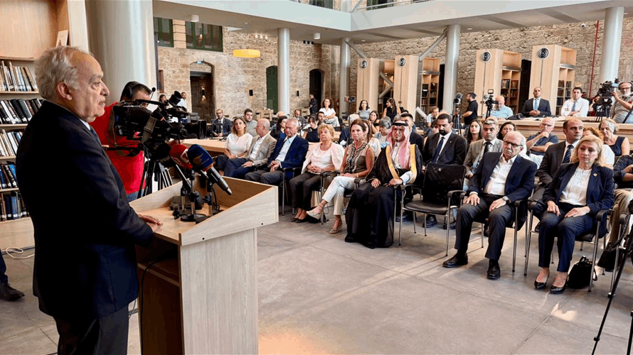 سلامة يُدرج إهراءات مرفأ بيروت على لائحة الأبنية التاريخية تلبية لطلب أهالي ضحايا انفجار 4 آب