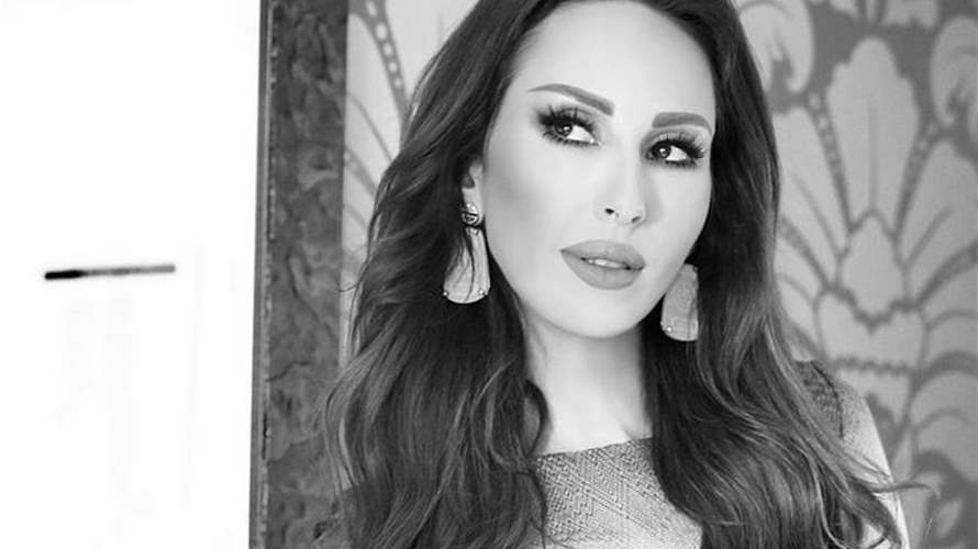 "رحل معها نصف عمري"... هذا ما كتبته ورد الخال في ذكرى انفجار مرفأ بيروت