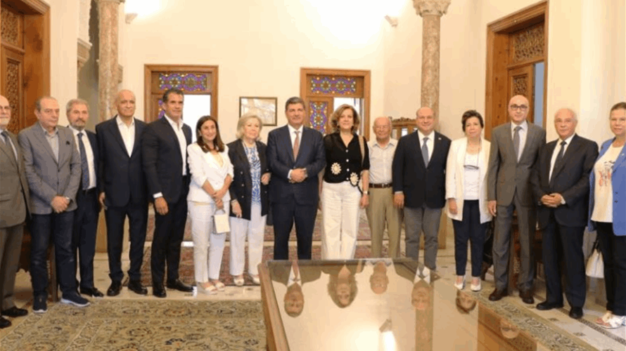 دار الأيتام الإسلامية إستضافت بهاء الحريري ودعم بمساهمة مالية بإسم مؤسسة بهاء وحسناء الحريري