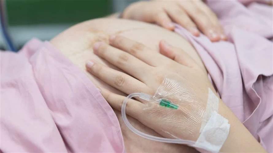 قصة صادمة... عملية ولادة قيصرية تنتهي بطريقة مأساوية والضحية طفلة رضيعة!