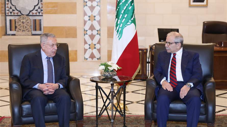 السنيورة: ندعم الرئيس سلام في حصرية السلاح بيد الدولة