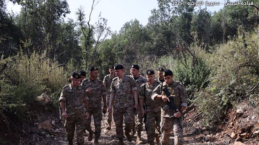 Army Commander inspects blast site in Tyre, vows continued duty amid Israeli attacks