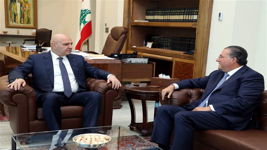 شقير من قصر بعبدا: نحن متفائلون بالوضع الاقتصادي... واستثمارات جديدة ومؤسسات ناشئة بدأت بالظهور