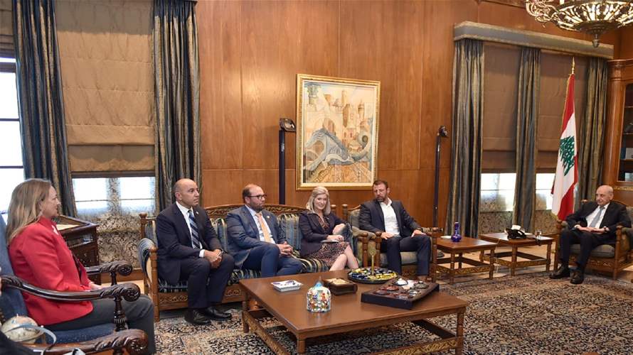 بري أثار التمديد لـ"اليونيفل" مع السيناتور الأميركي ماركواين مولين: كيف لساعٍ إلى تثبيت وقف النار وإنهاء الحرب أن يستهدف جهوده؟