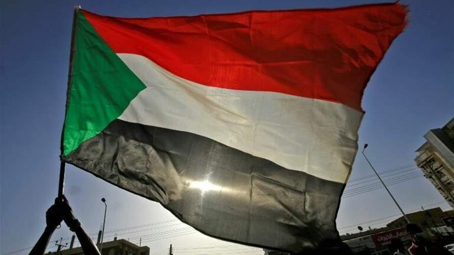واشنطن ودول حليفة تدعو إلى "هدنات إنسانية" في السودان