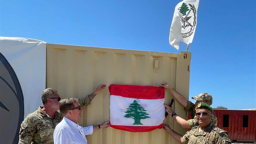 السفير البريطاني إفتتح منشأة تدريب للجيش في الزهراني: هدفنا تعزيز قدرته على الصمود