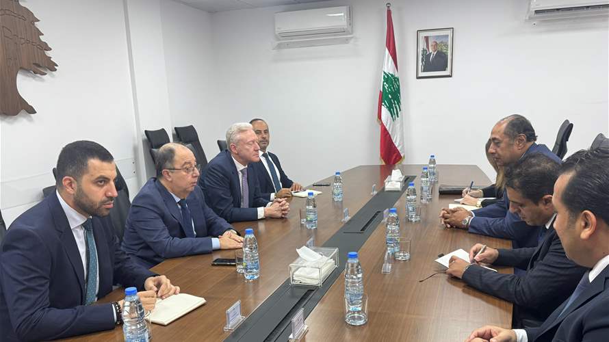 رجي بحث وزكي التمديد لليونيفيل: الحكومة تسعى بكل حكمة وترو لمعالجة مسألة حصر السلاح
