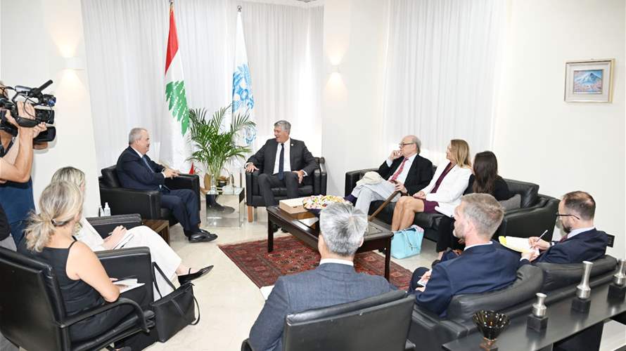 جابر يطالب بضمانات دولية للبنان في لقاء مع وفد الكونغرس الأميركي