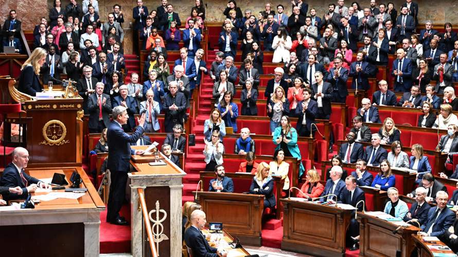 رئيس الوزراء الفرنسيّ: لإجراء البرلمان تصويتًا على الثقة في الحكومة