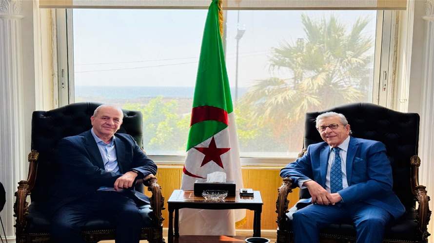 لقاء ودي بين سفير الجزائر والشيخ بيار الضاهر... وتهنئة بمناسبة مرور 40 عاما على تأسيس الـLBCI 