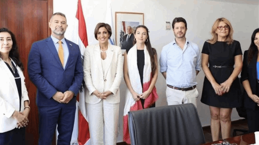 الزين عرضت مع وفد فرنسي التحديات البيئية في لبنان