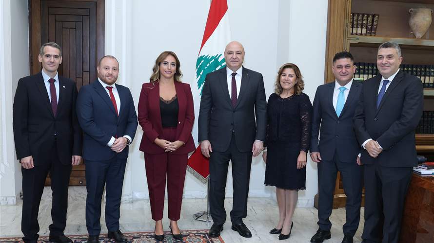 سلسلة لقاءات للرئيس عون