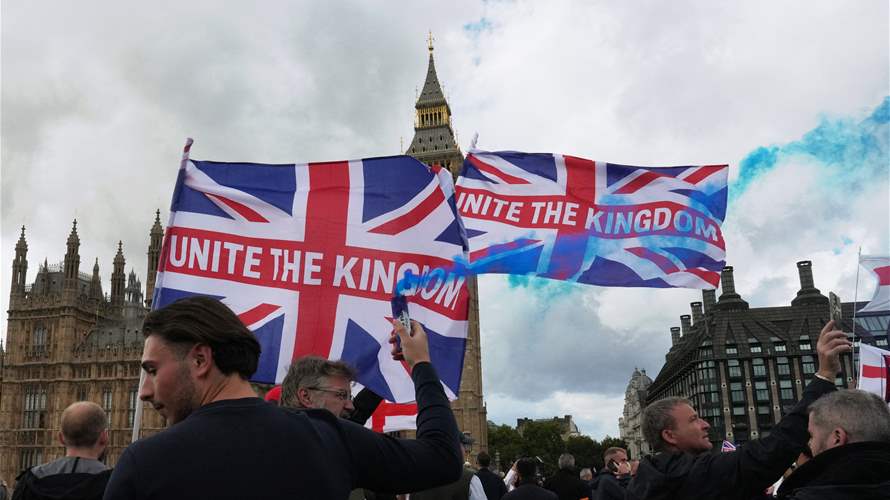 110,000 people attend far-right rally in London 