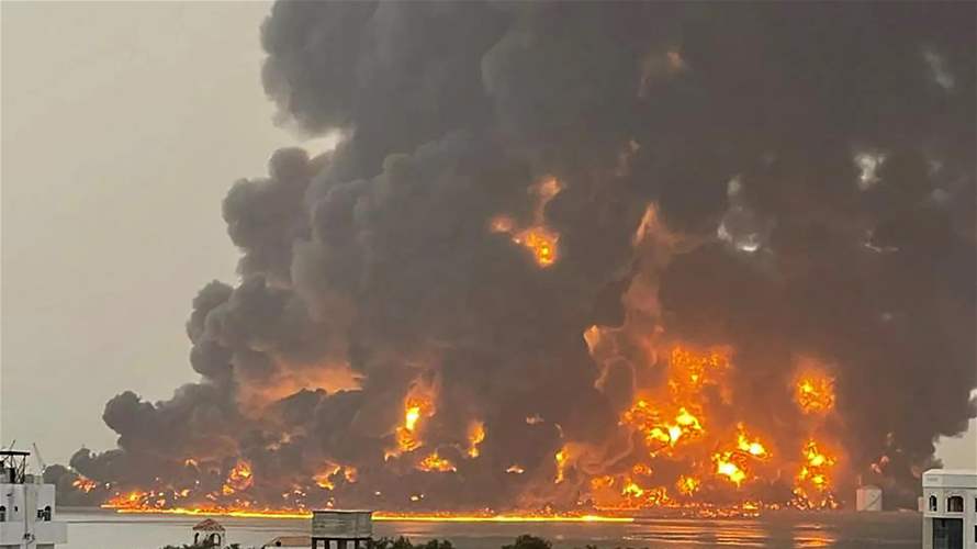 ضربات إسرائيلية على ميناء الحديدة في غرب اليمن