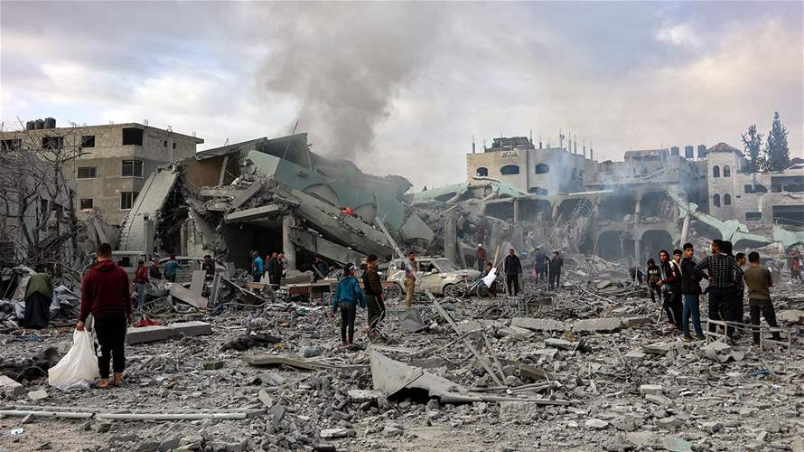 الدفاع المدني: استشهاد 15 شخصا في غارات إسرائيلية على قطاع غزة 