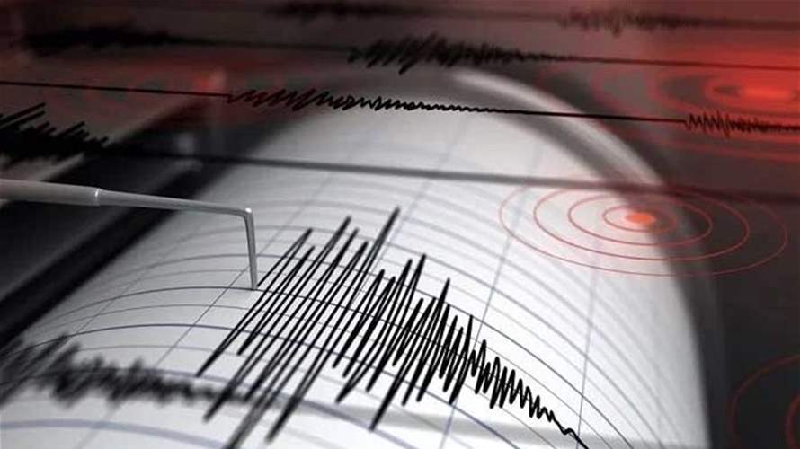 زلزال بقوة ست درجات يضرب سواحل جزيرة جاوا في إندونيسيا