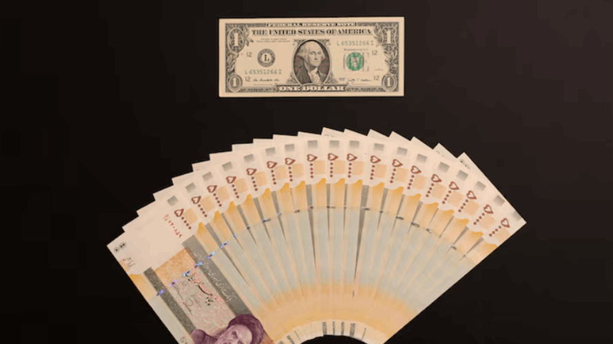 Iranian parliament approves currency redenomination