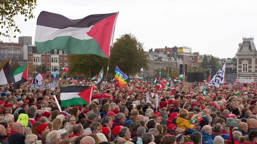 Hundreds of thousands protest in Amsterdam against Gaza war