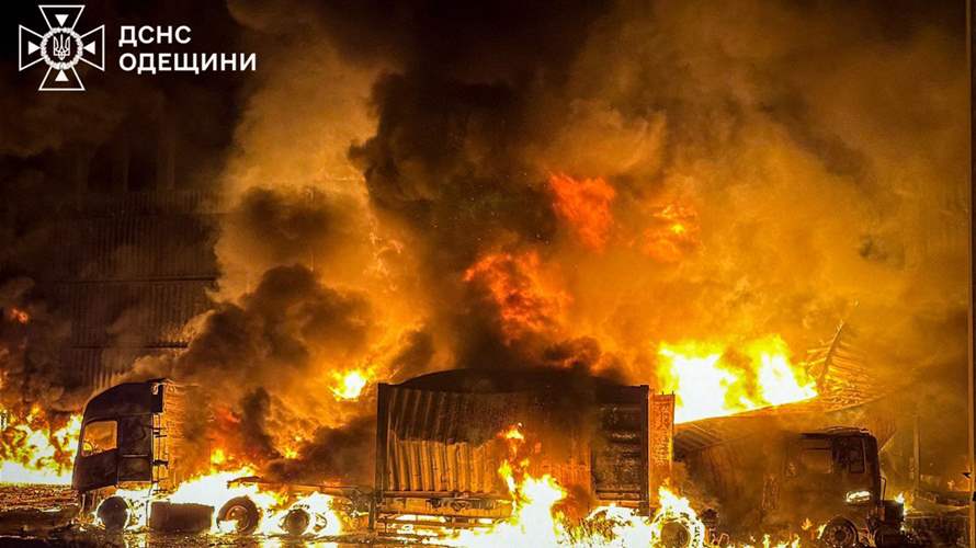 Frontline Ukraine town urges residents to flee over Russia energy strikes