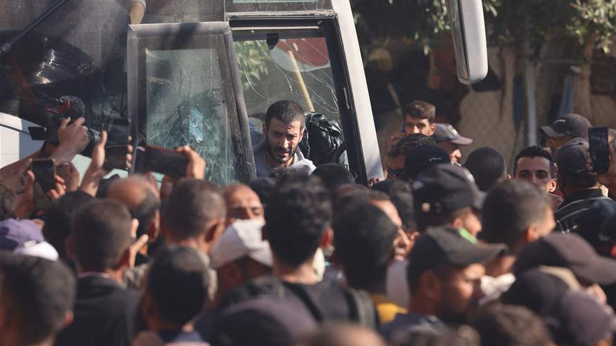 Israel frees 1,968 inmates as part of Gaza ceasefire deal: Prison service