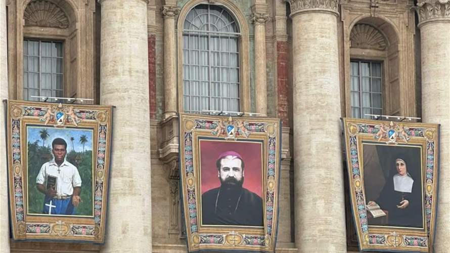 من شرفة الفاتيكان... صورة الطوباوي مالويان تُمهد لإعلان قداسته