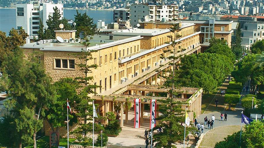 وفد من كلية الطب في جامعة الروح القدس زار مركز اليوسف الاستشفائيّ في حلبا
