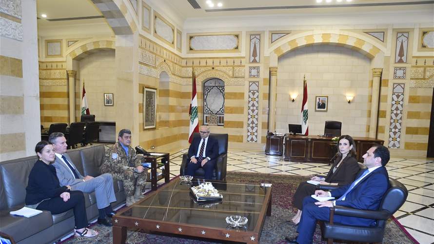 سلام ناقش مع الجنرال ديوداتو أبانيارا التحضيرات لمرحلة ما بعد انتهاء مهمة "اليونيفيل"