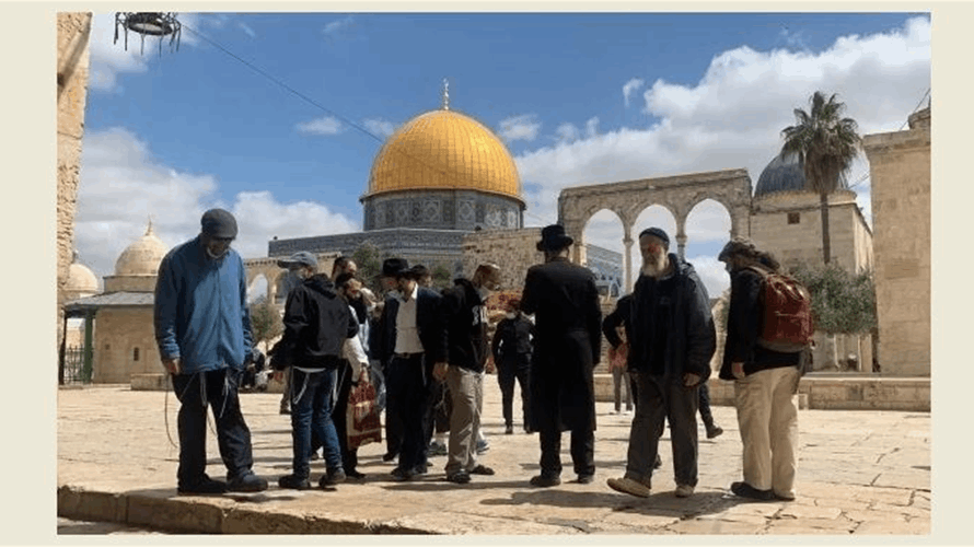 مستعمرون إقتحموا المسجد الأقصى