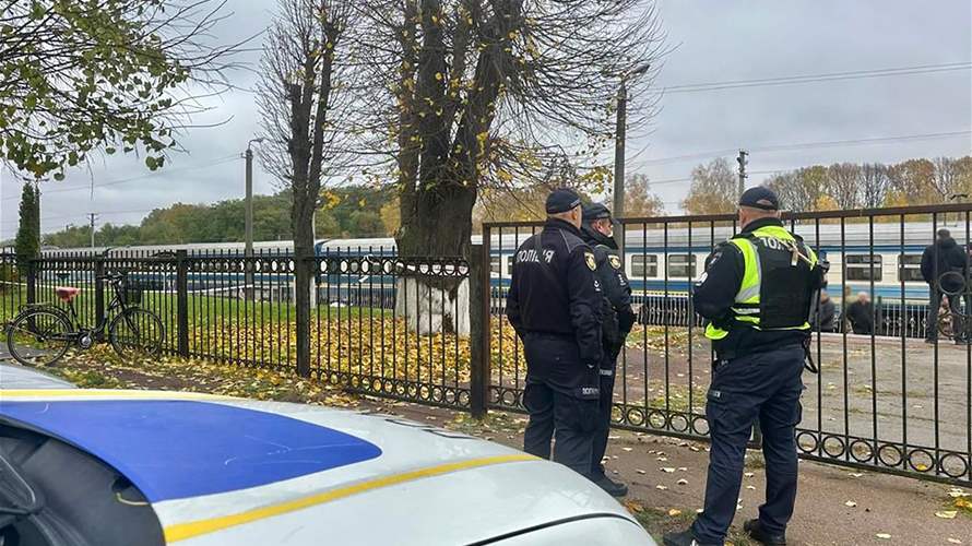 مقتل أربعة وإصابة 12 بانفجار في محطة قطار في أوكرانيا 