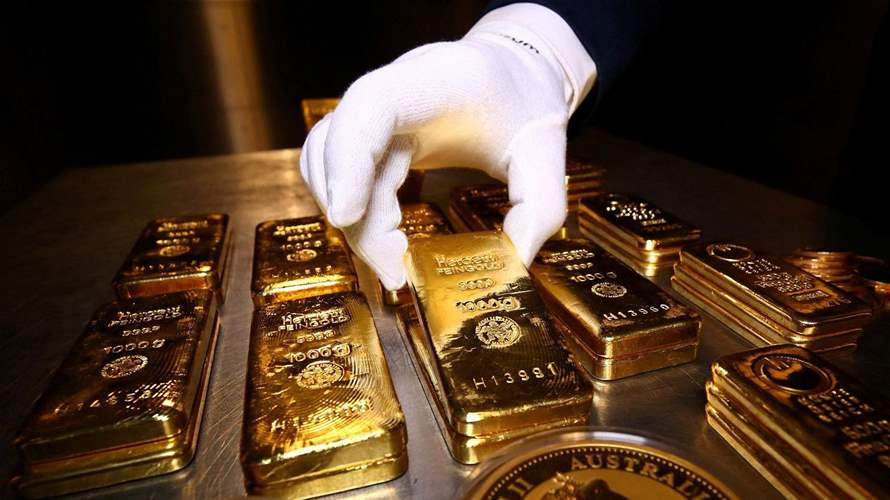Gold gains nearly 2% as investors await Fed verdict, Powell speech