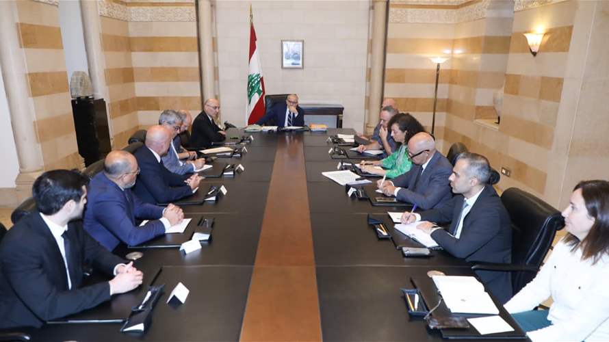 سلام ترأّس اجتماعًا موسّعًا خُصّص لبحث تنظيم السير وإدارة النفايات في العاصمة بيروت