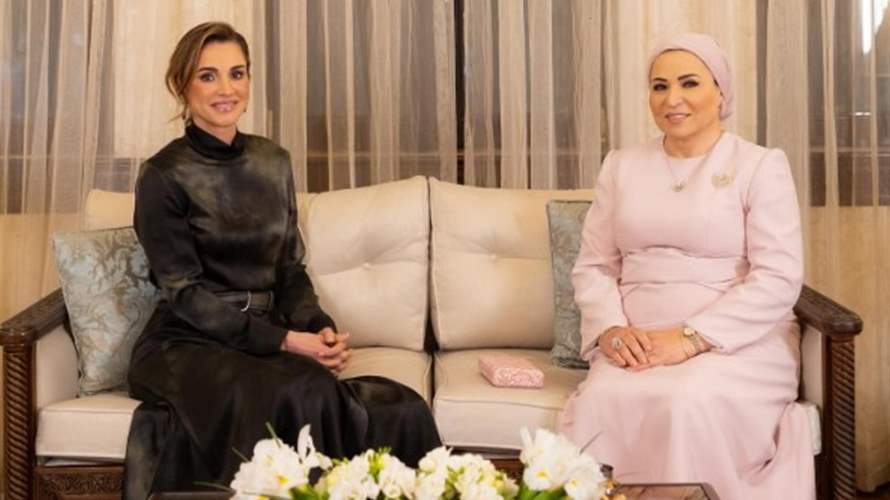 في افتتاح المتحف المصري الكبير... السيدة انتصار السيسي والملكة رانيا تخطفان الأنظار بالأناقة والرمزية (صور)