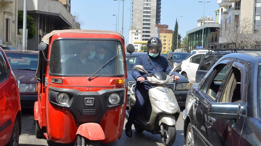 رئيس بلدية جبيل: قرار يقضى بمنع دخول المركبات النارية ذات الثلاث عجلات (التوك توك ومثيلاتها)