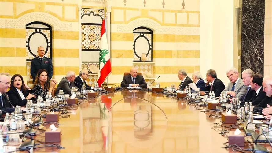 بدء جلسة مجلس الوزراء...