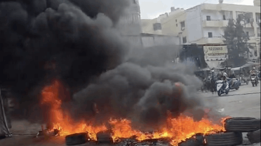 Protesters block main road in Beddawi camp over closed entrances