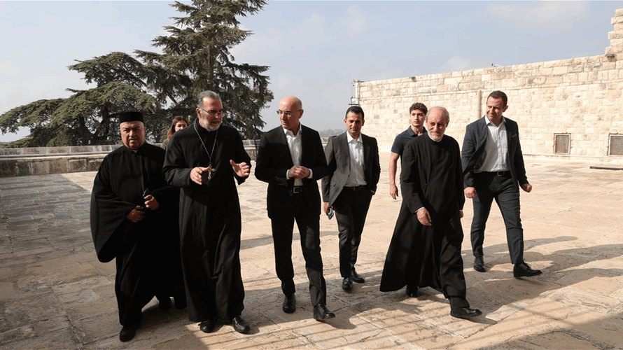 الوزير الحجار زار دير المخلّص في جون: لتعزيز التلاقي وصون الاستقرار الوطني