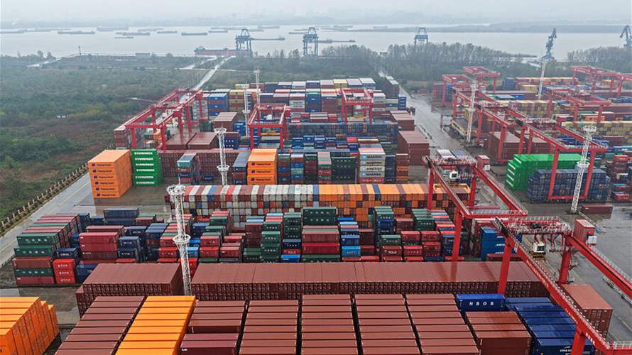 الصين ترفع الرسوم الخاصة على السفن الأميركية في موانئها