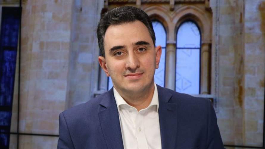 الحاج: جربوا معادلة جديدة