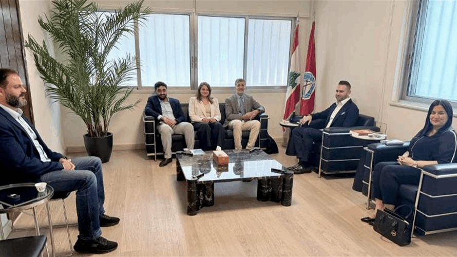 جنبلاط إستقبل مدير "فريدريش إيبرت": اتفاق على تطوير مجالات العمل المشترك