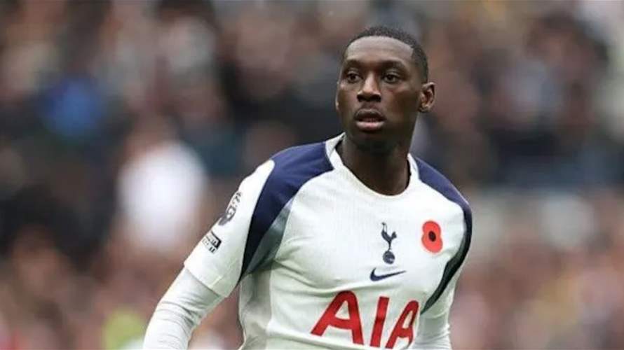بعد إصابته في الفك... مهاجم توتنهام الإنكليزي يتجنب الخضوع لعملية جراحية