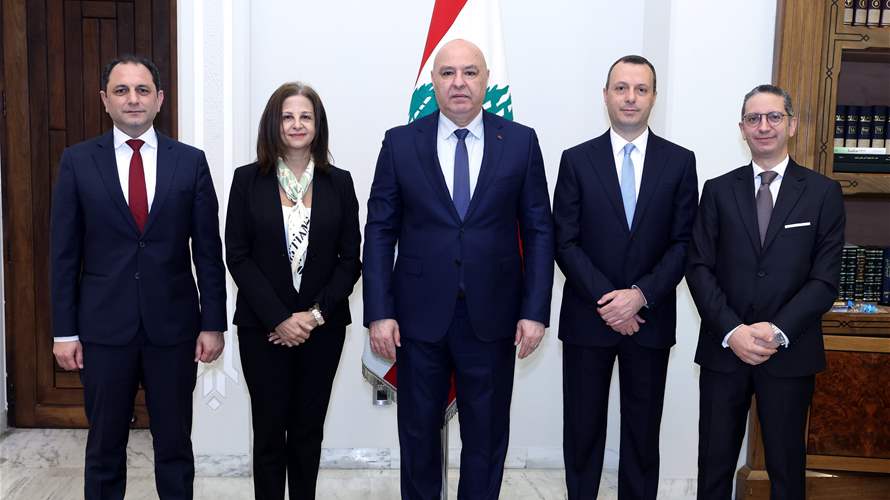  الرئيس عون: أهمية التواصل مع الجاليات اللبنانية والاهتمام بشؤونها 