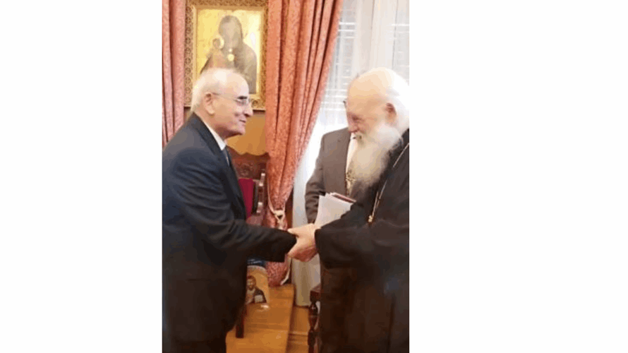 وزير الدفاع يلتقي رئيس أساقفة أثينا ويزور الأكاديمية الحربية في اليونان