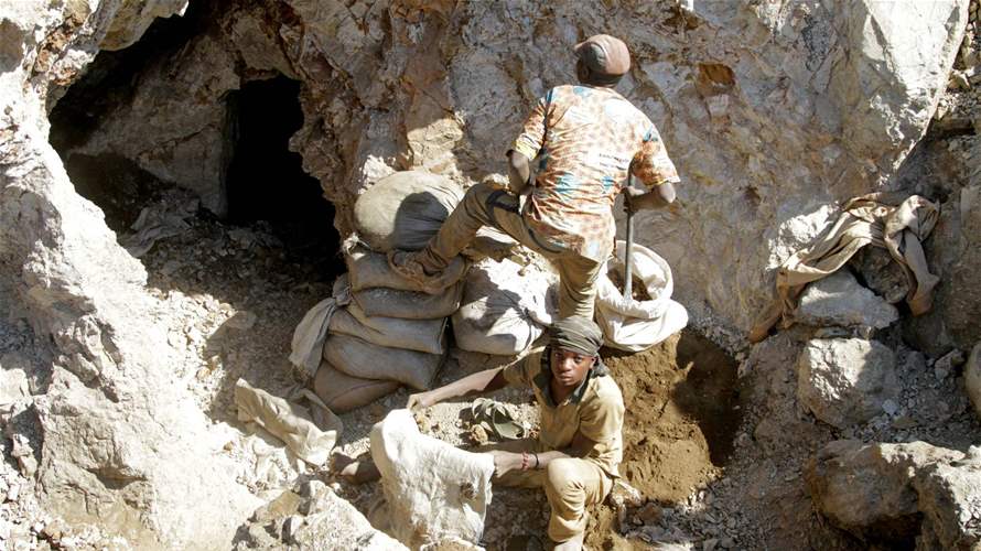 32 قتيلًا على الأقل في انهيار في موقع تعدين في جنوب الكونغو الديموقراطية
