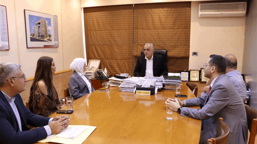 كركي يطعن بمرسوم تمديد براءات الذمّة لشركتي الاتصالات ويعيد التعاقد مع مستشفى المقاصد 