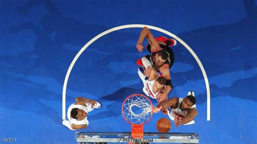 أن بي ايه: رابتورز أول المتأهلين إلى الأدوار الإقصائية 