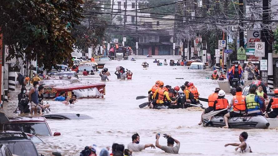 تايلاند تنقل جوا مرضى حالتهم حرجة بعد فيضانات أودت بحياة 33