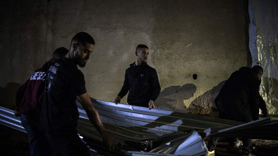 فيديو يوثق إطلاق جنود إسرائيليين النار على رجلين في الضفة الغربية بعد استسلامهما والجيش يقول إن الحادثة قيد المراجعة 