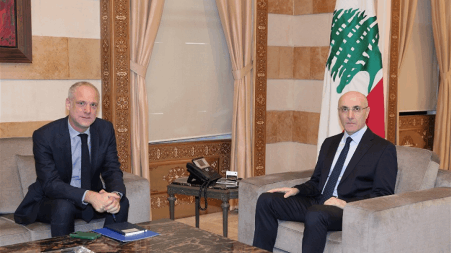 وزير الداخلية تناول مع مدير الـIOM التعاون في الهجرة وإدارة الحدود وتنظيم عودة النازحين السوريين