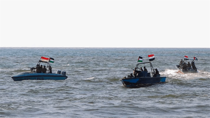 الحوثيون يعلنون الإفراج عن أفراد ناجين من طاقم سفينة أغرقها المتمردون اليمنيون 